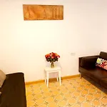Piso En Poblesec